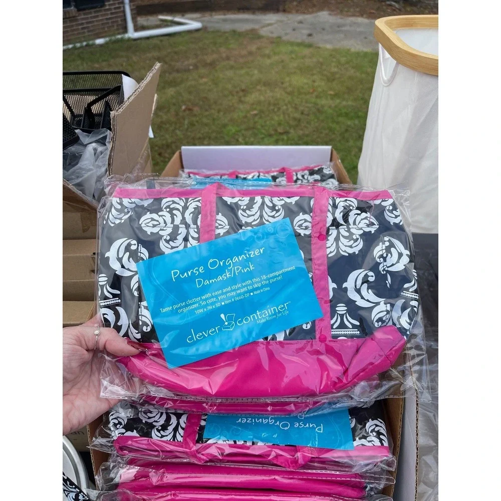 Compact Dual Handled Zippered Accessory‎ Purse Organizer - Damask w/ Pink